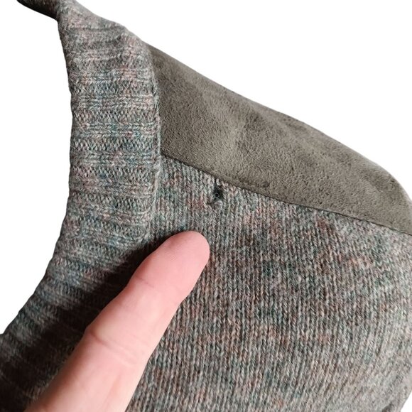 Men's Medium Sweater Glenhusky Scotland V-Neck Wool Suede Shoulder Elbow Patch - Picture 6 of 12